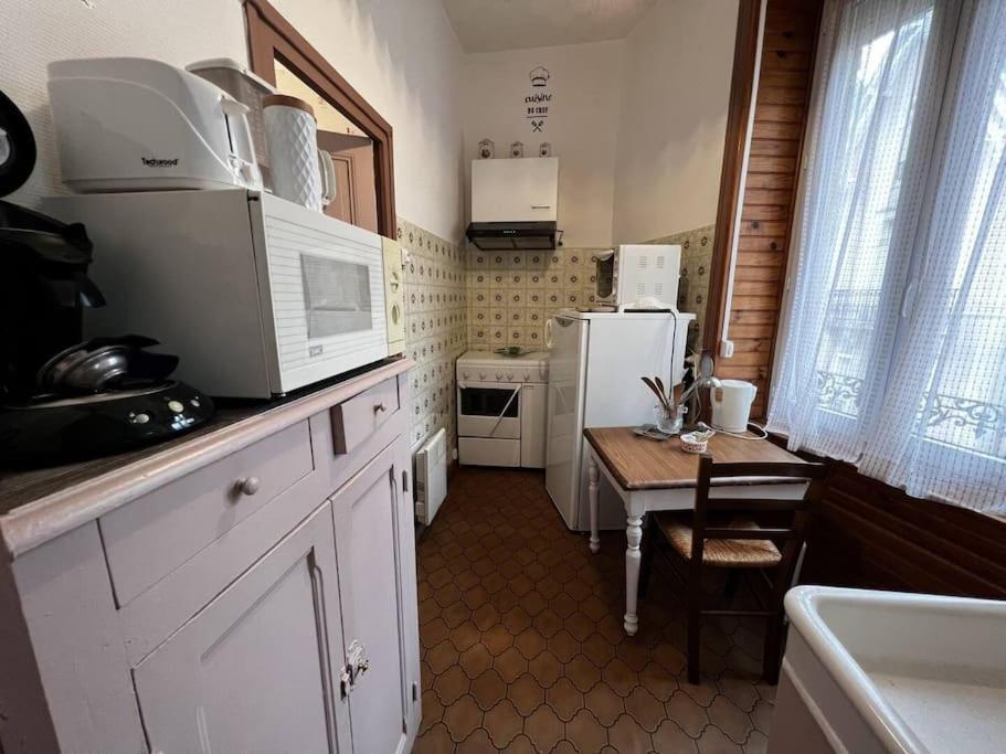 Le Nid Douillet Rustique Linge Fourni Apartment La Bourboule Exterior photo